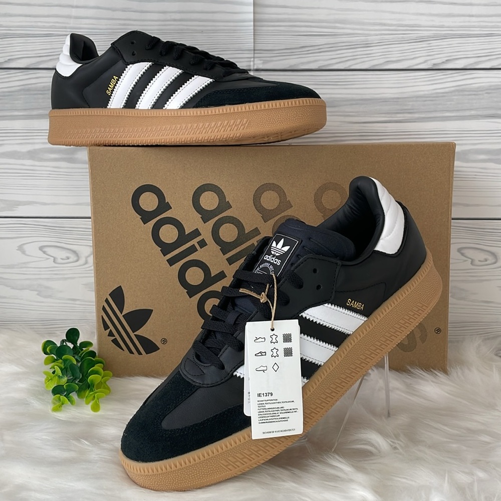 Adidas Samba XLG Sneakers